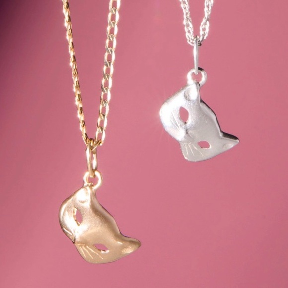 Catbird Jewelry - Catbird Jewelry Kitten Mask Charm, Yellow Gold